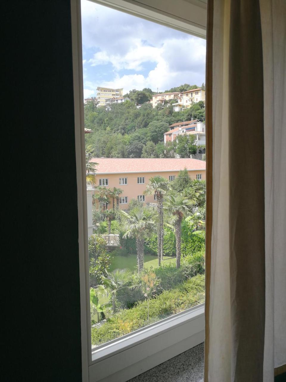 Apartments Zlatko Delic Ika Luaran gambar